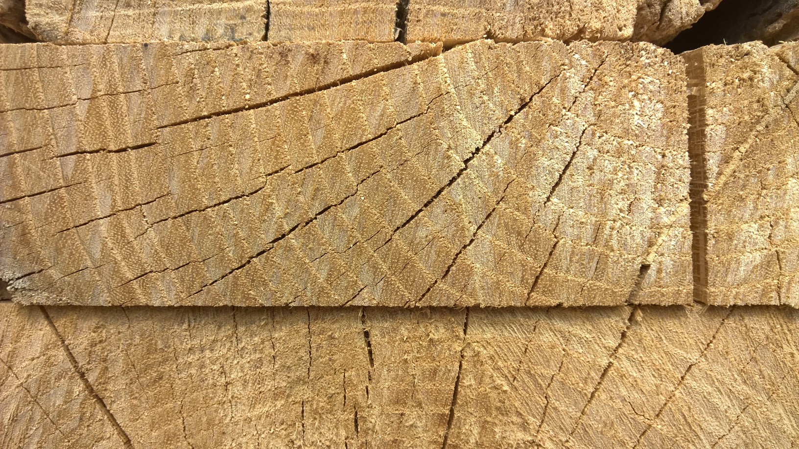 Akác fűrészáru Akácfa fűrészáru